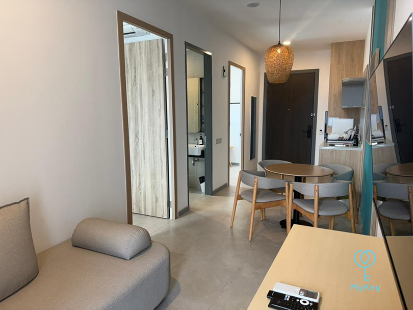 Designer 2-Bedroom