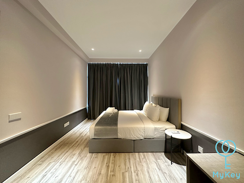 King Bedroom