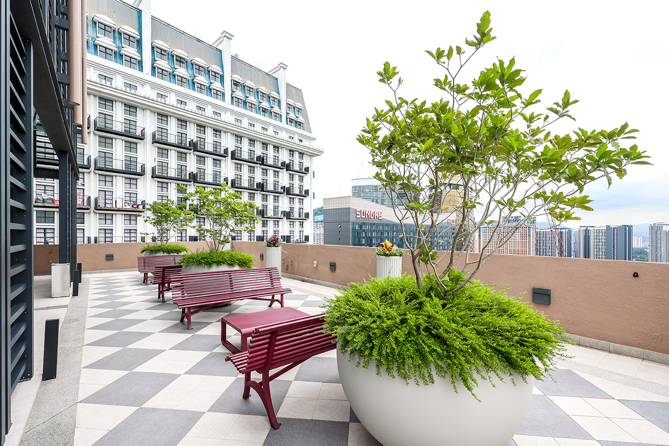 Mossaz — Garden Terrace