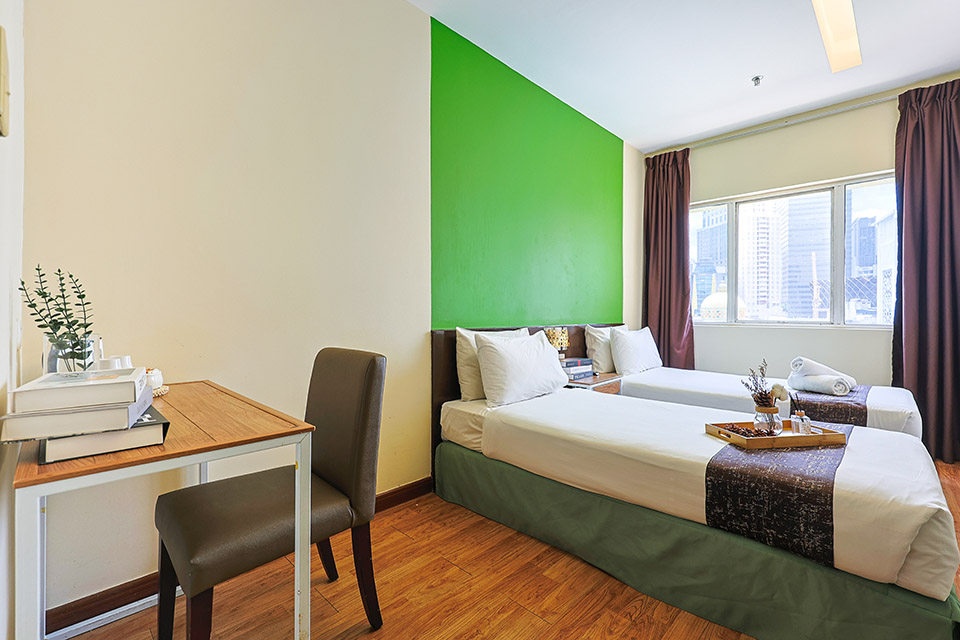 MyCiti Hotel — Room Desk